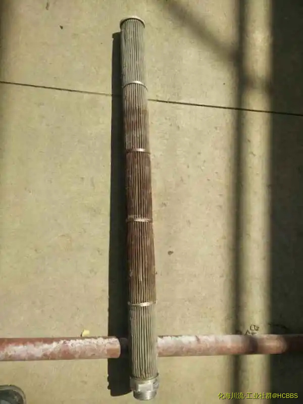 其中一个滤芯
