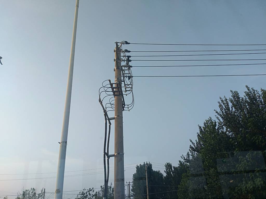看上面