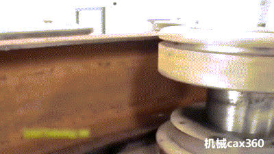 0KFZ1rCZzy.gif