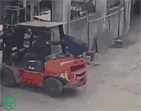 170130wwdmayw3iid3i73m.gif
