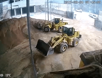 t01fb812fb50c307114.gif