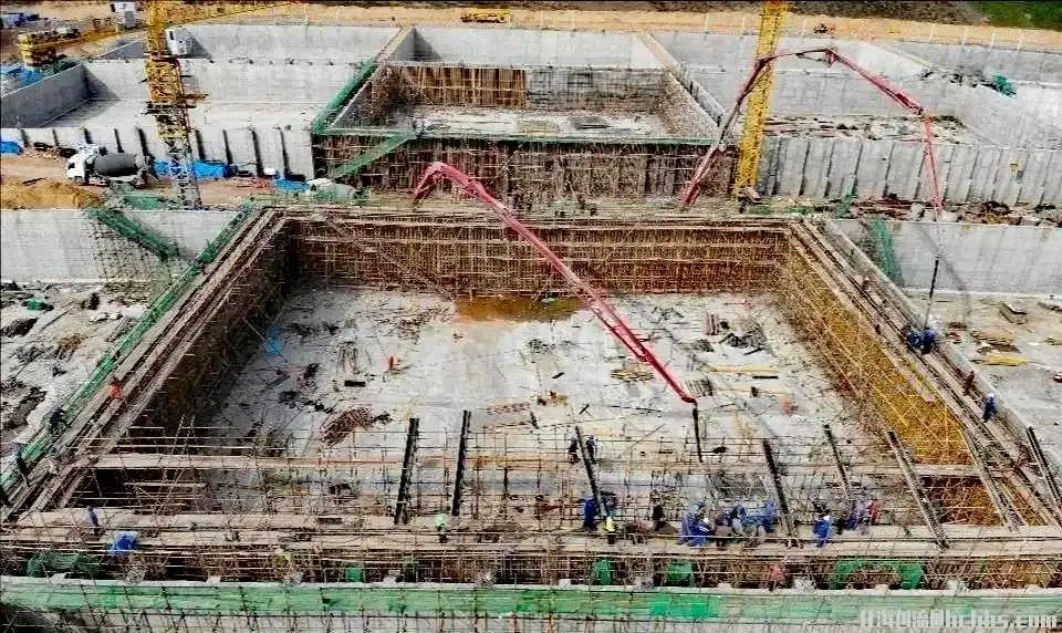 神华榆林项目危废填埋场池体浇筑.webp
