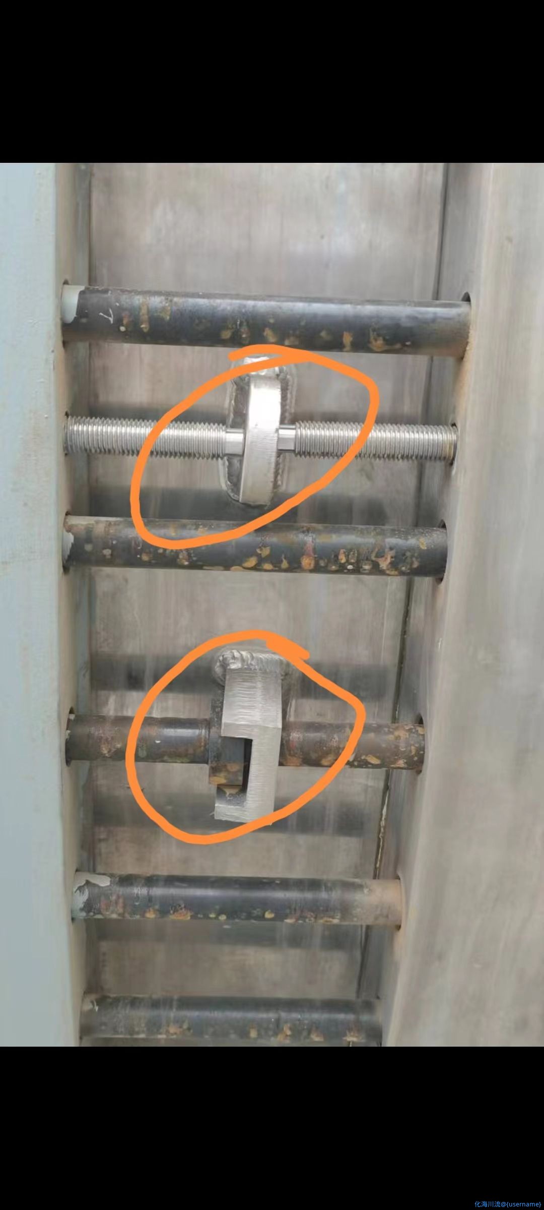 红色圈里的螺栓我保温前要怎么办