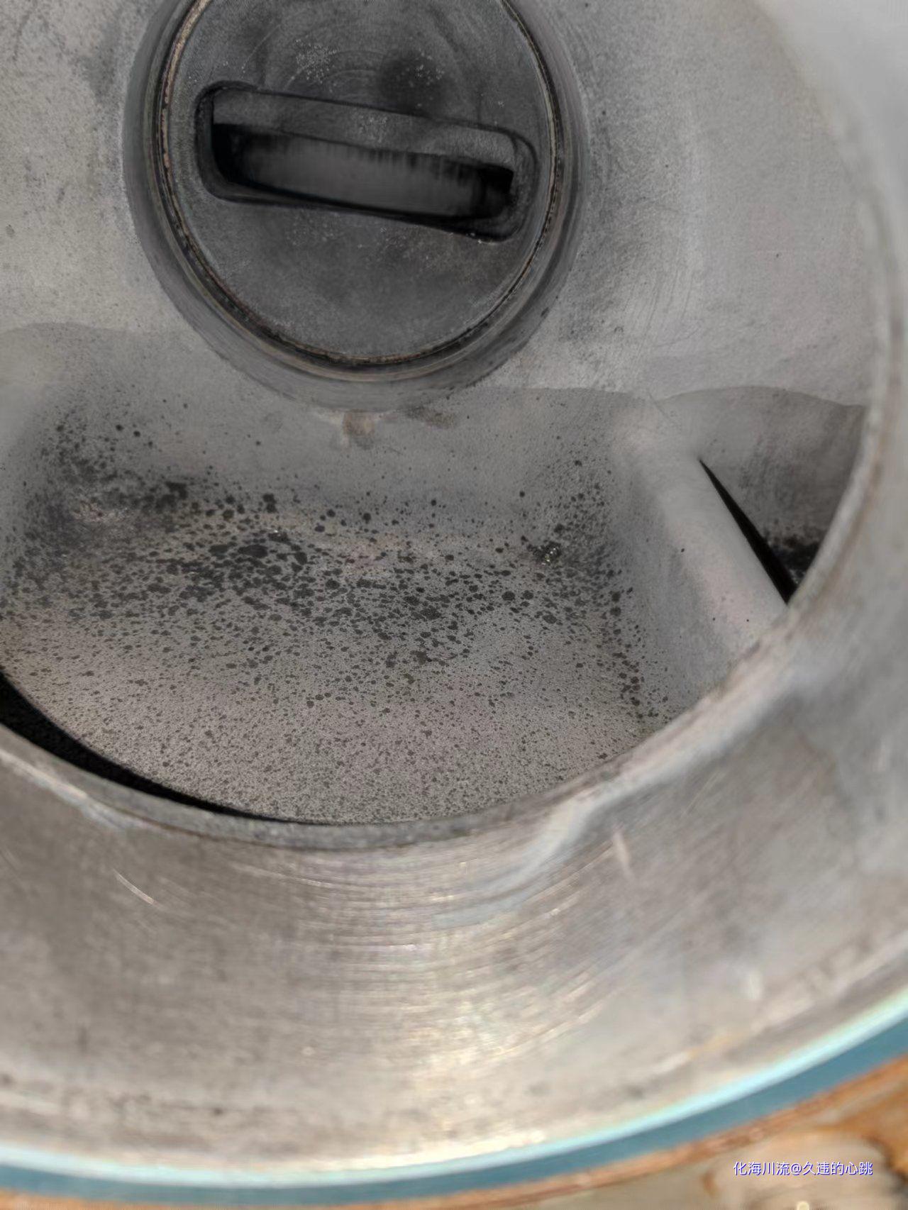 这是第二次拆件的排气阀